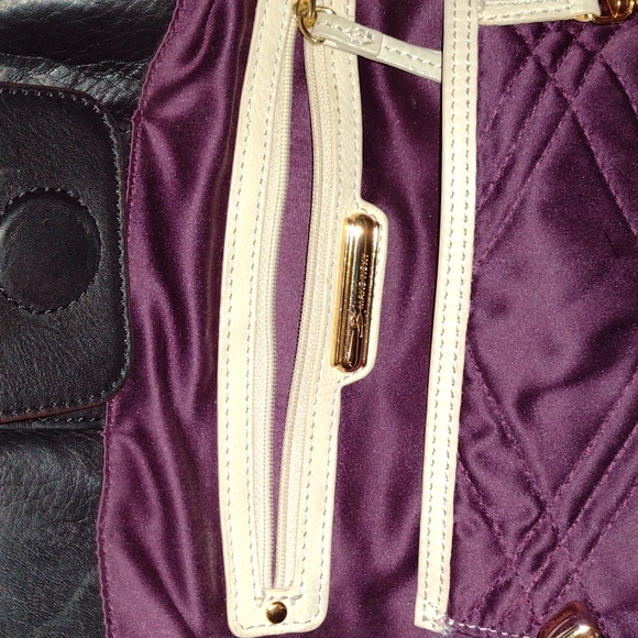 Genuine Leather *Like New* B. Makowsky Black Bag - Picture 2 of 6